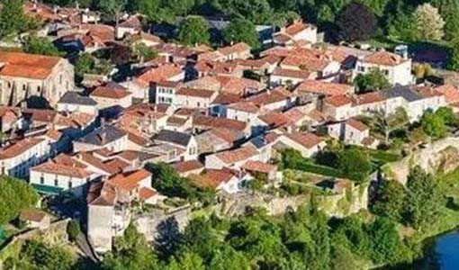 合川回乡建别墅为什么一定要选专业乡墅公司